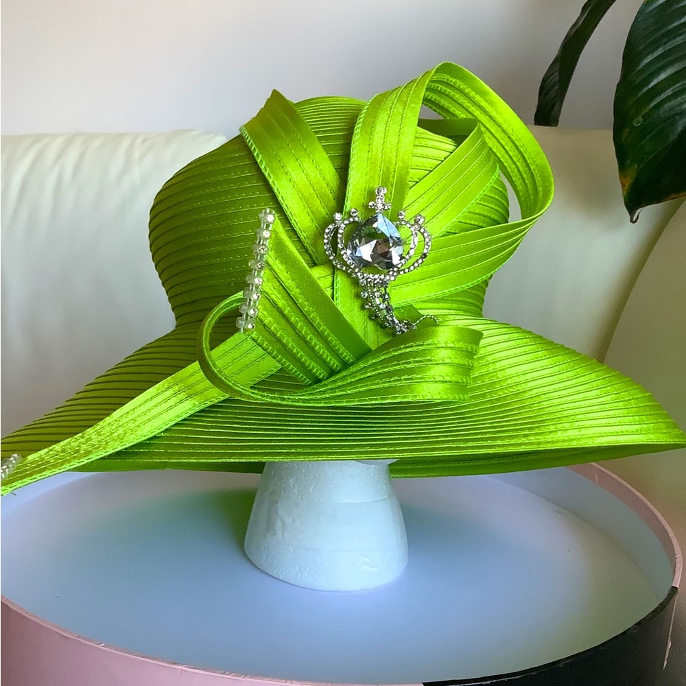 Church Hat - Lime